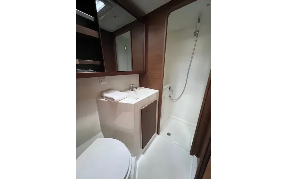 slider 43 Lagoon  42