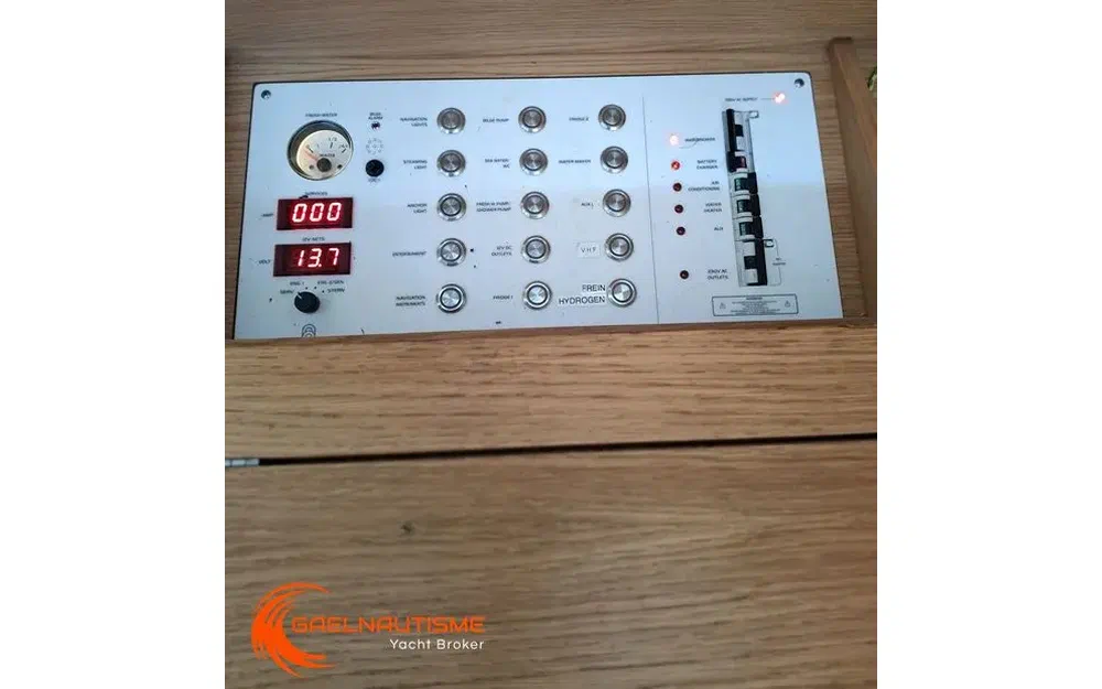 slider 35 Solaris 44