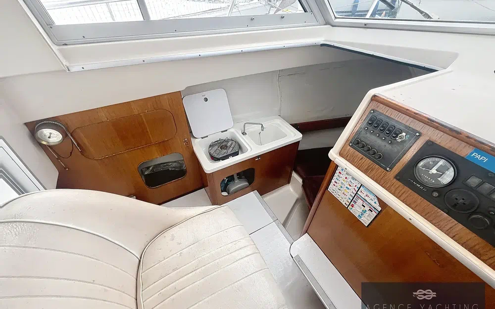 slider 17 Beneteau Antares 680