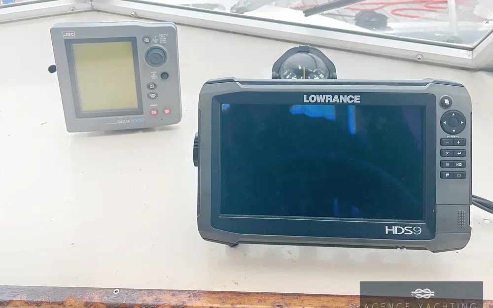 slider 18 Beneteau Antares 680