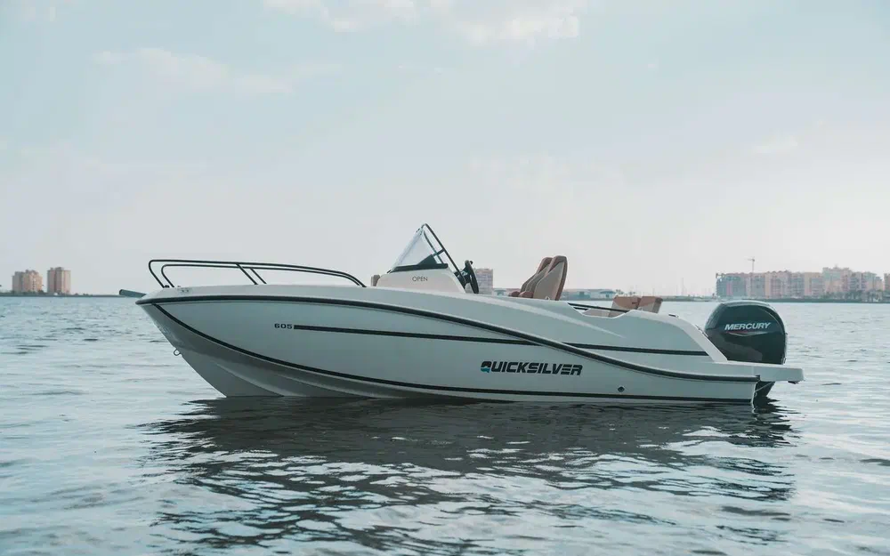 slider 1 Quicksilver Activ 605 Open