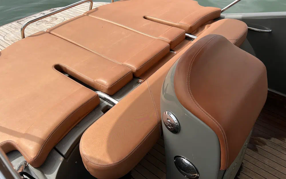 slider 9 Clear Aries Open