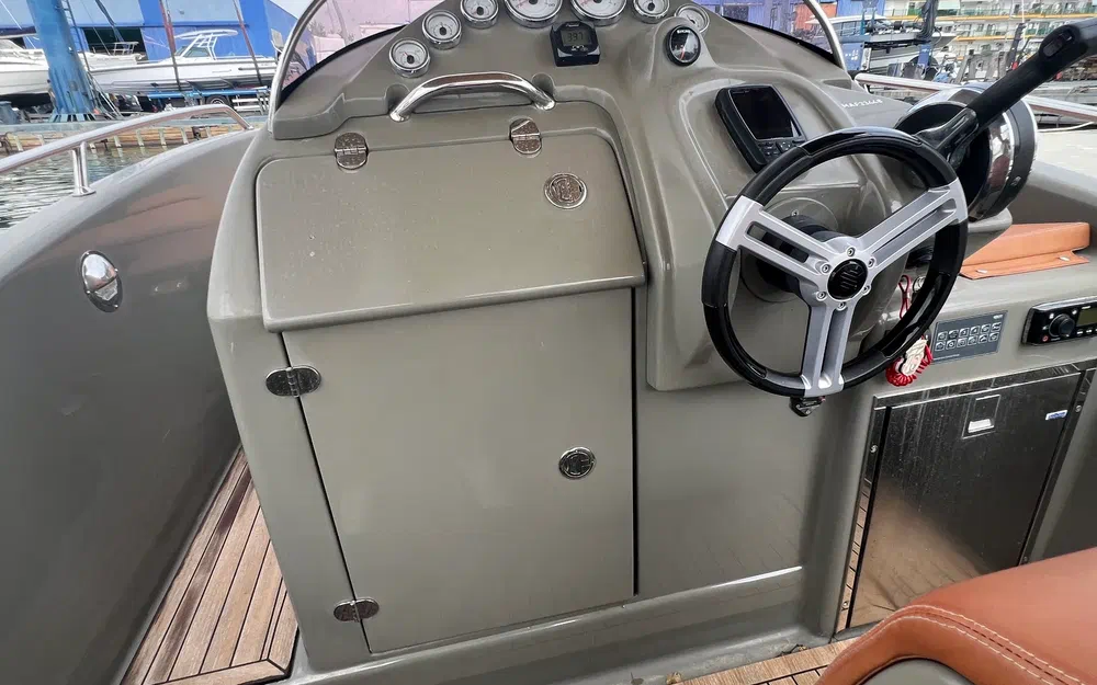 slider 16 Clear Aries Open