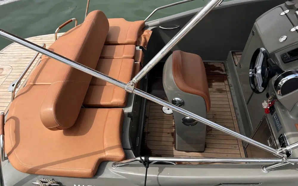 slider 6 Clear Aries Open