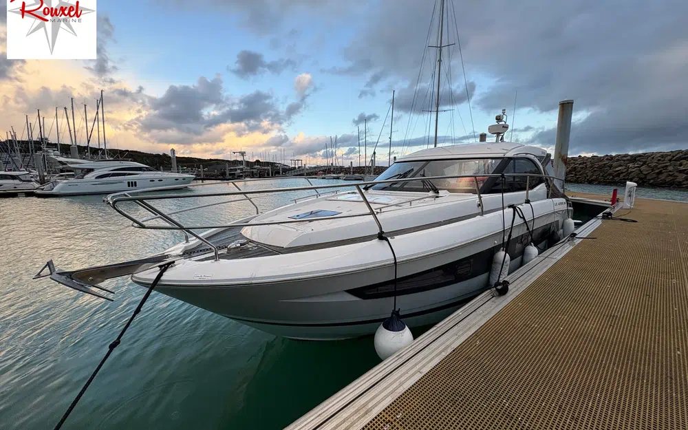 slider 0 Jeanneau Leader 36 Sportop