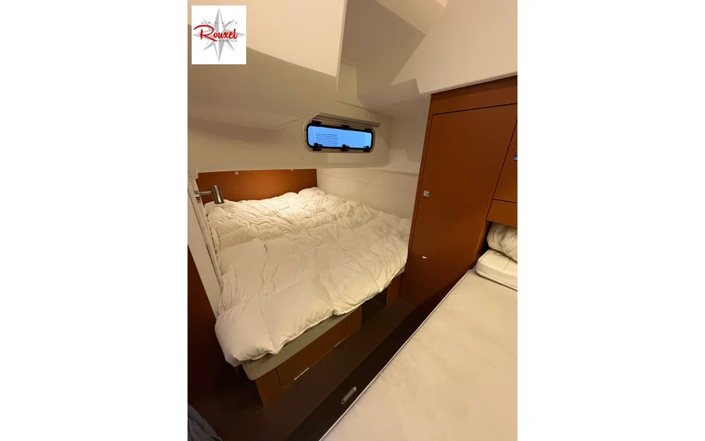 slider 11 Jeanneau Leader 36 Sportop