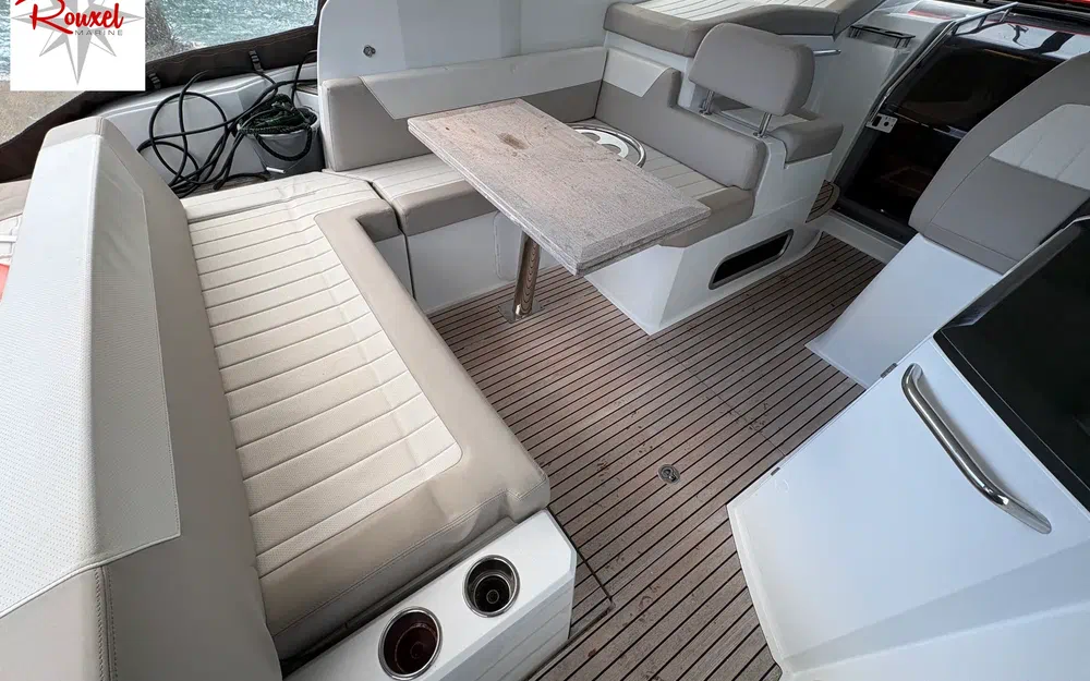 slider 4 Jeanneau Leader 36 Sportop