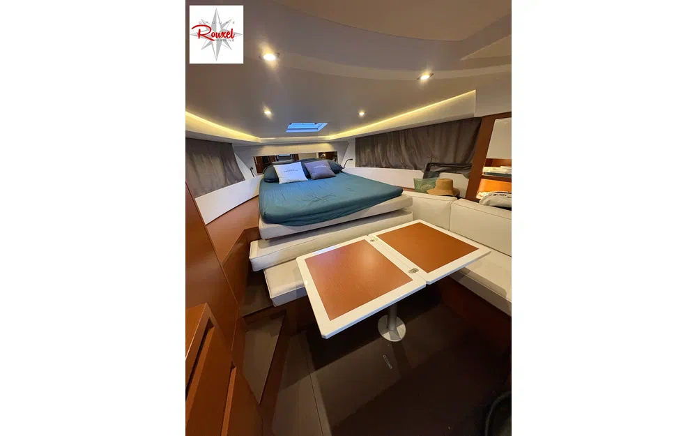 slider 8 Jeanneau Leader 36 Sportop