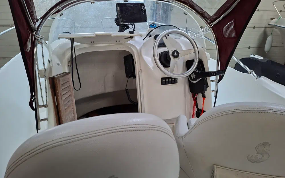 slider 4 Beneteau Flyer 650 Open Flyer 650 Cabine