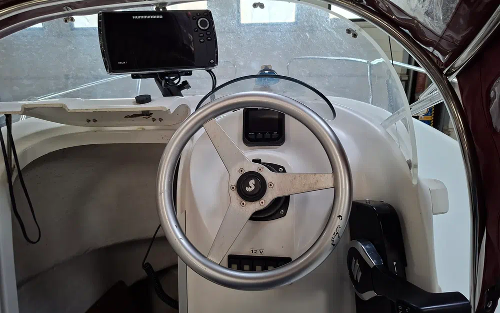 slider 5 Beneteau Flyer 650 Open