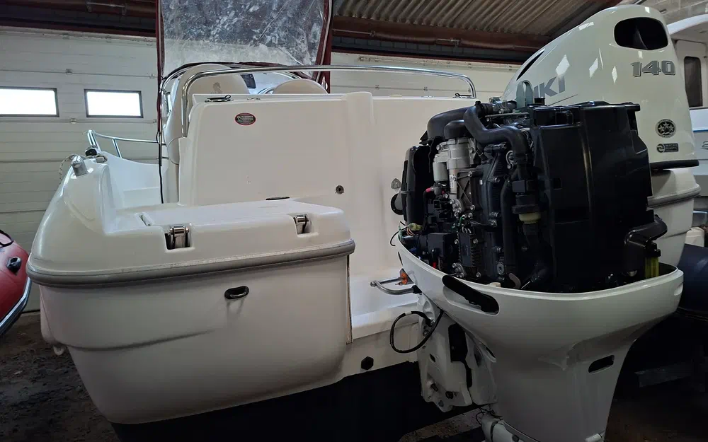 slider 10 Beneteau Flyer 650 Cabine