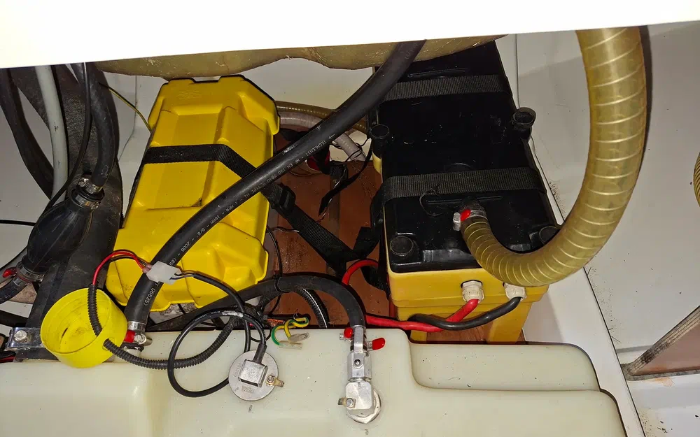 slider 19 Beneteau Flyer 650 Cabine