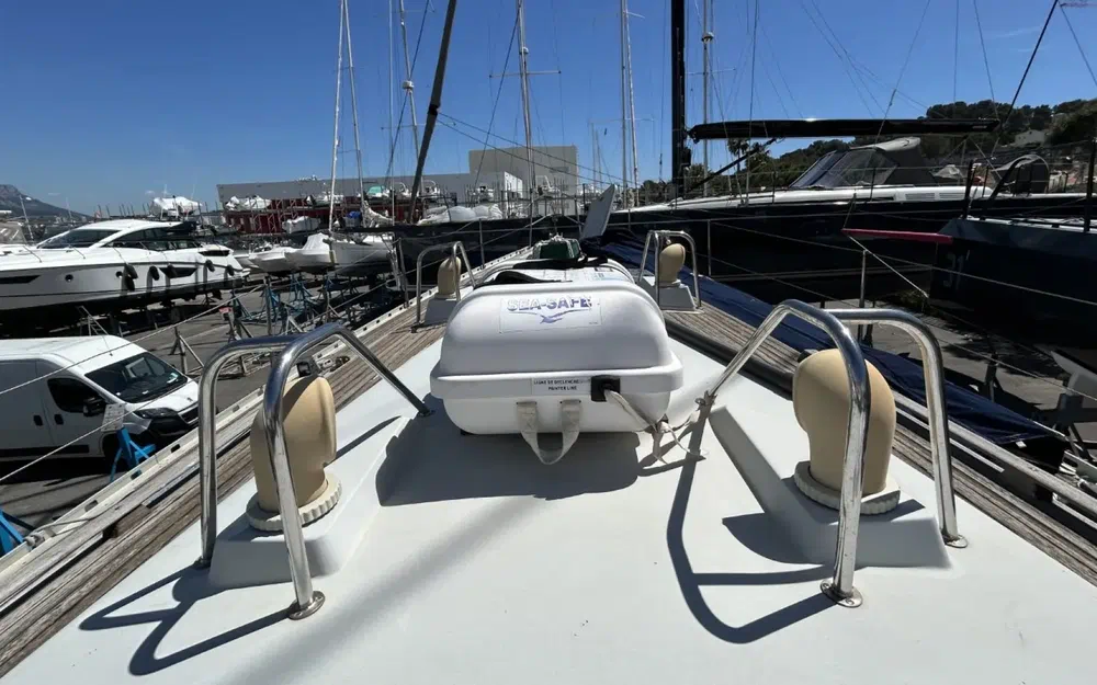 slider 9 Comar Yachts Comet 460