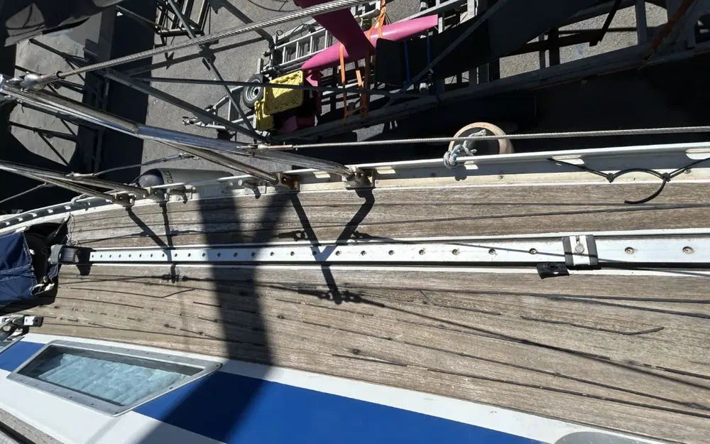 slider 10 Comar Yachts Comet 460