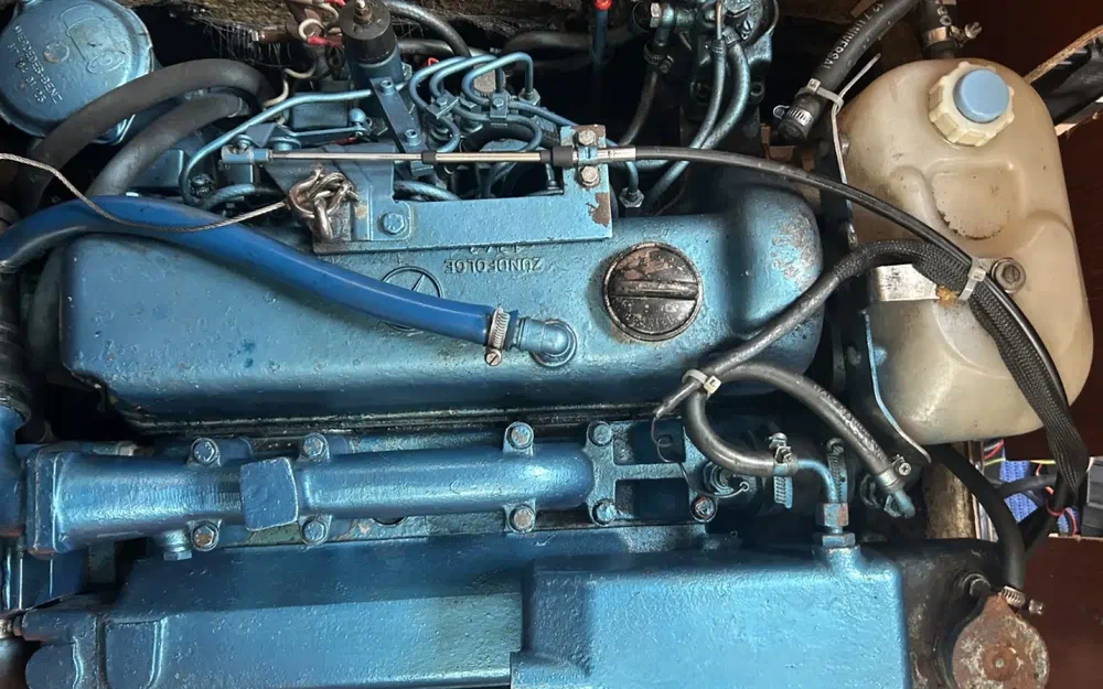 slider 25 Comar Yachts Comet 460