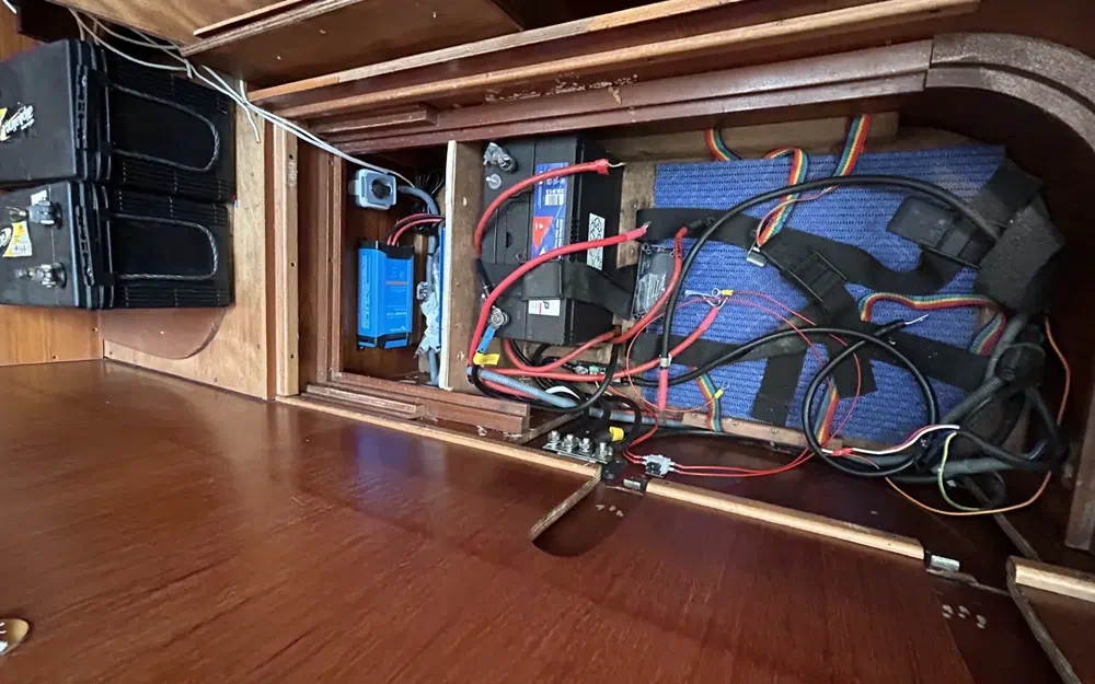 slider 26 Comar Yachts Comet 460