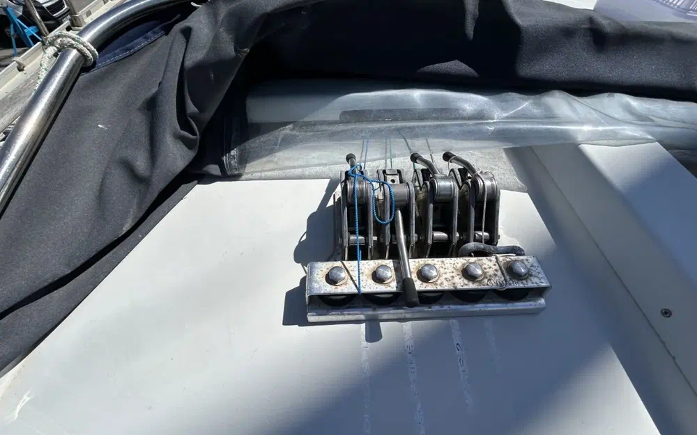 slider 8 Comar Yachts Comet 460