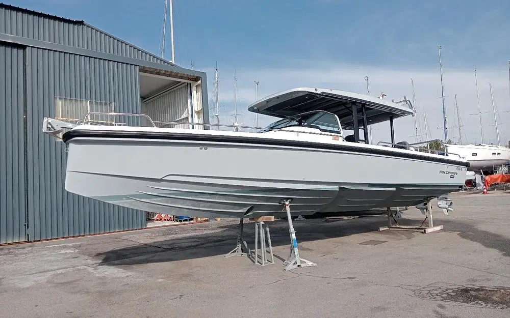 slider 0 Axopar 37 T Top