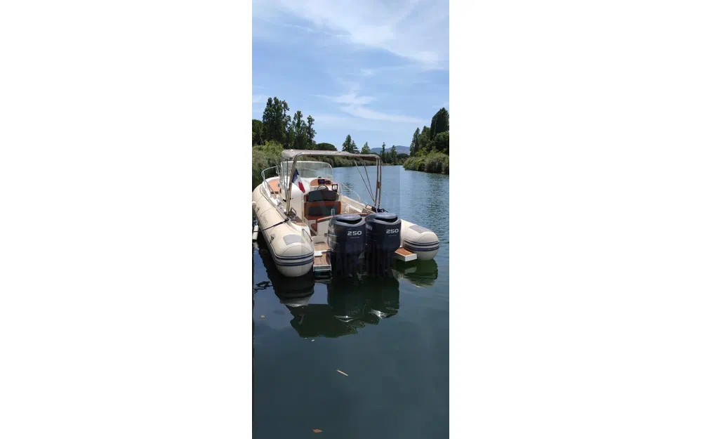 slider 1 Capelli Tempest 900