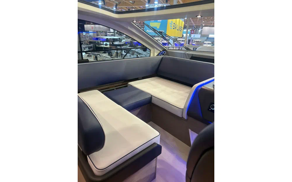 slider 12 Beneteau GRAN TURISMO GT 50