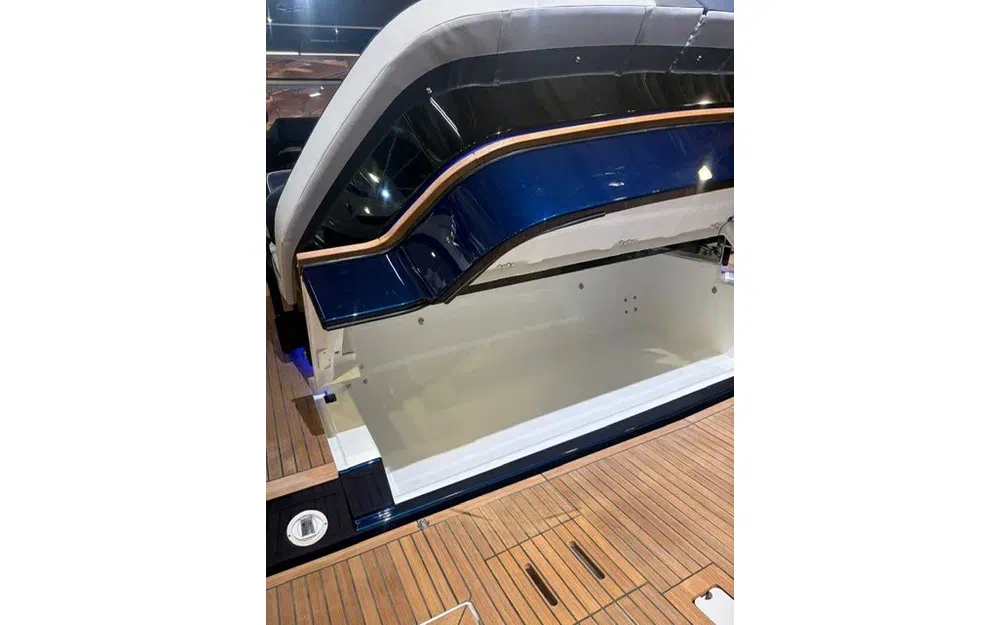 slider 20 Beneteau GRAN TURISMO GT 50