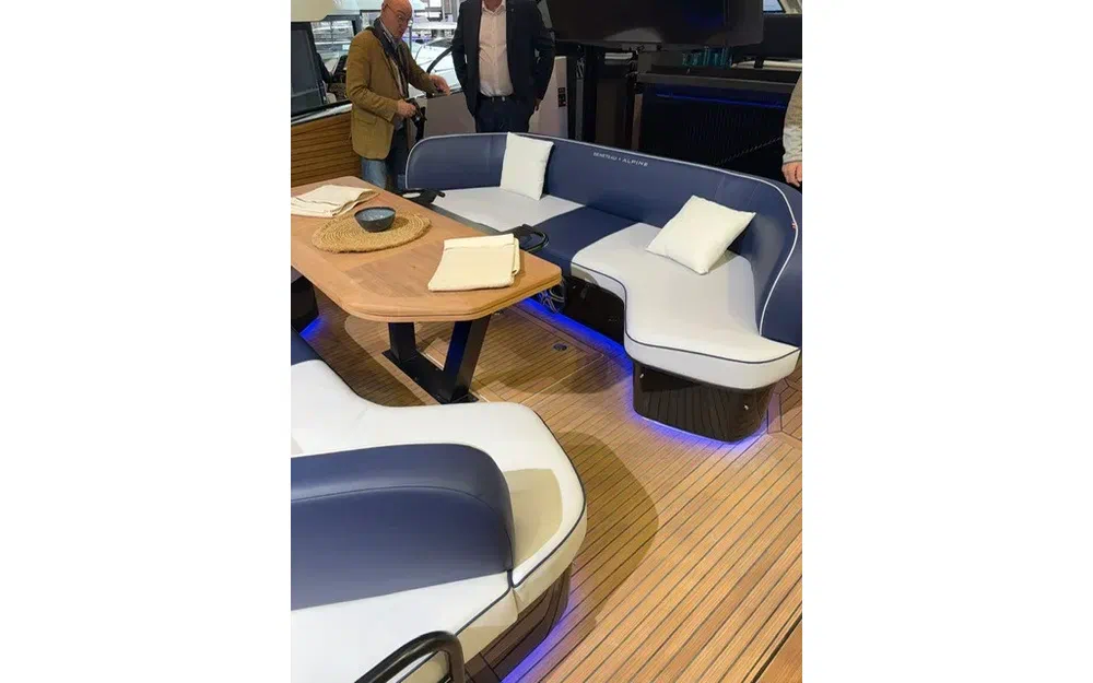 slider 21 Beneteau GRAN TURISMO GT 50