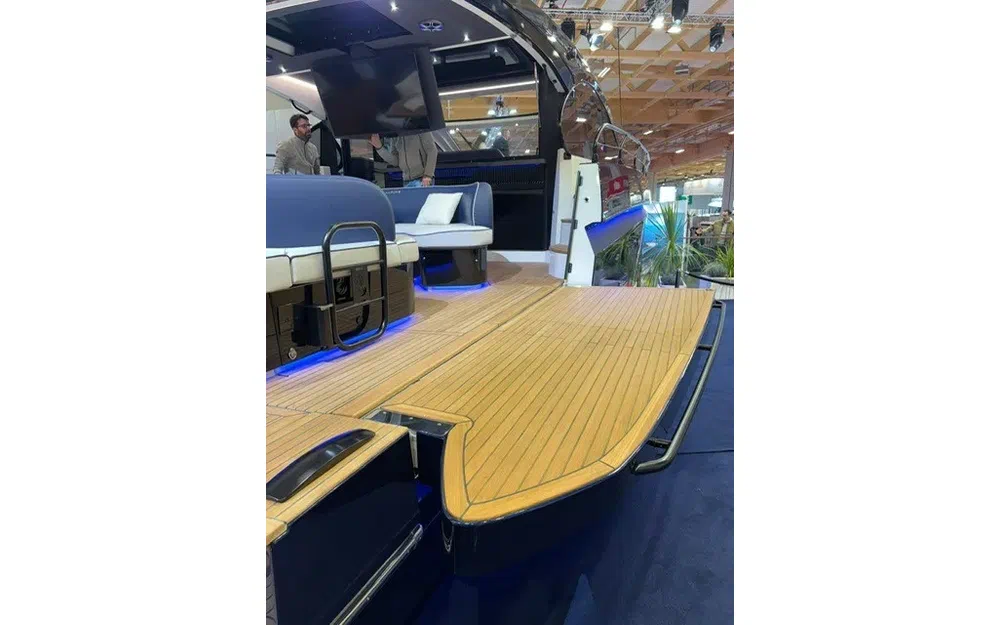 slider 24 Beneteau GRAN TURISMO GT 50