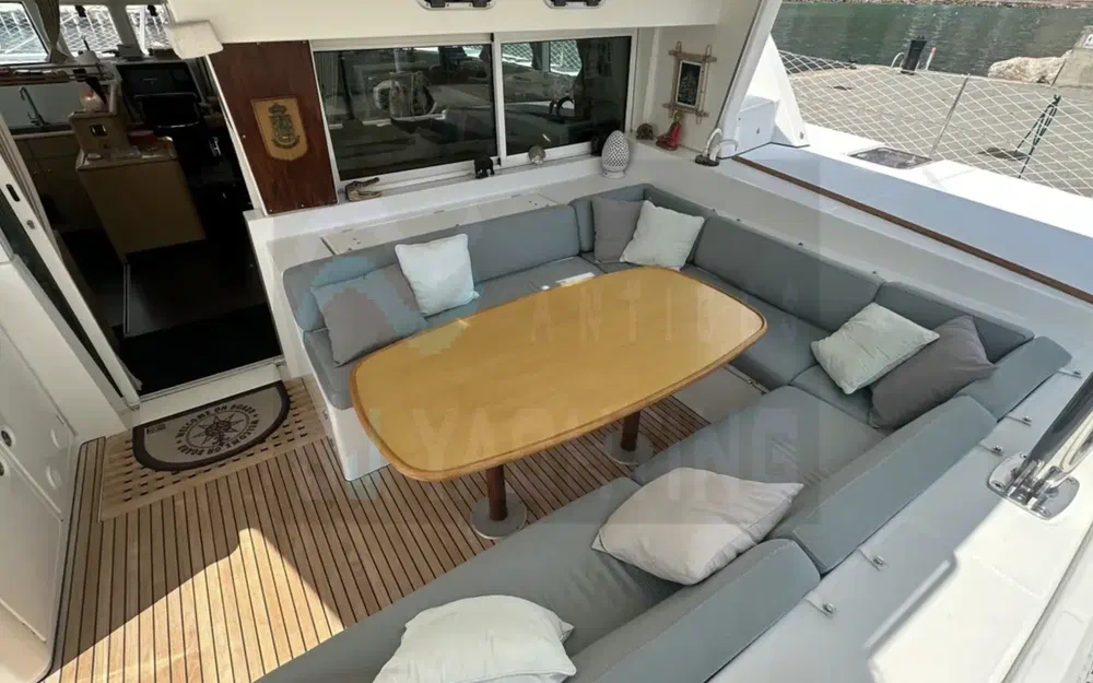 slider 16 Lagoon 500