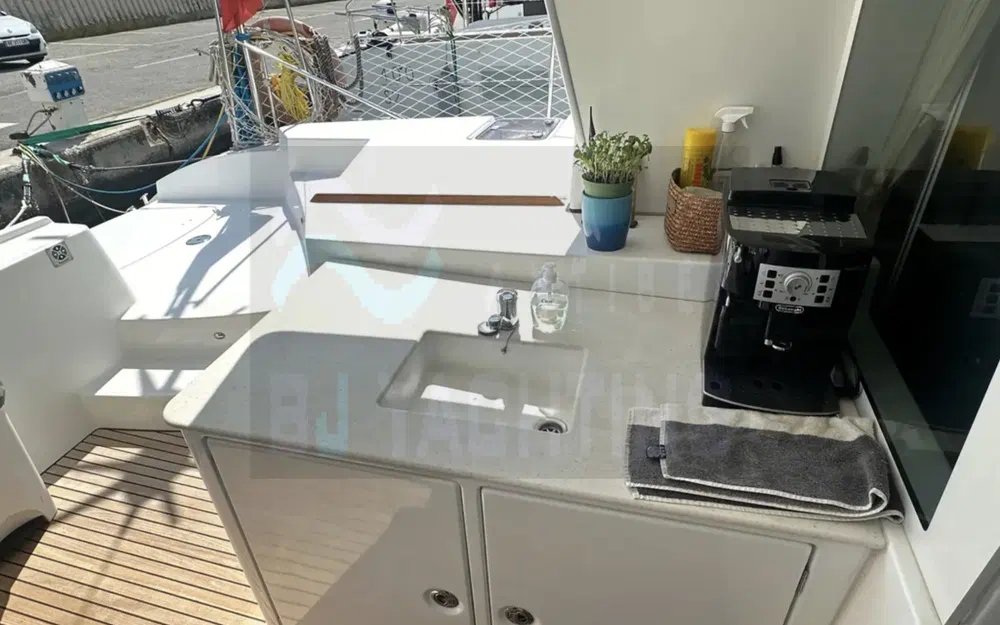 slider 19 Lagoon 500