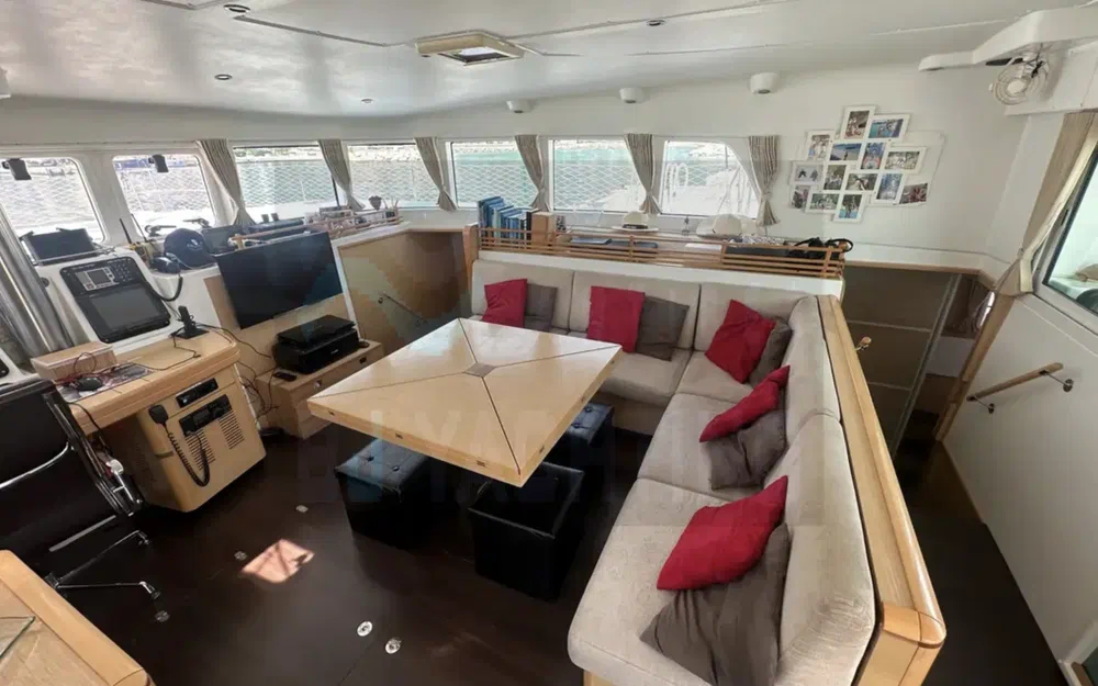 slider 23 Lagoon 500