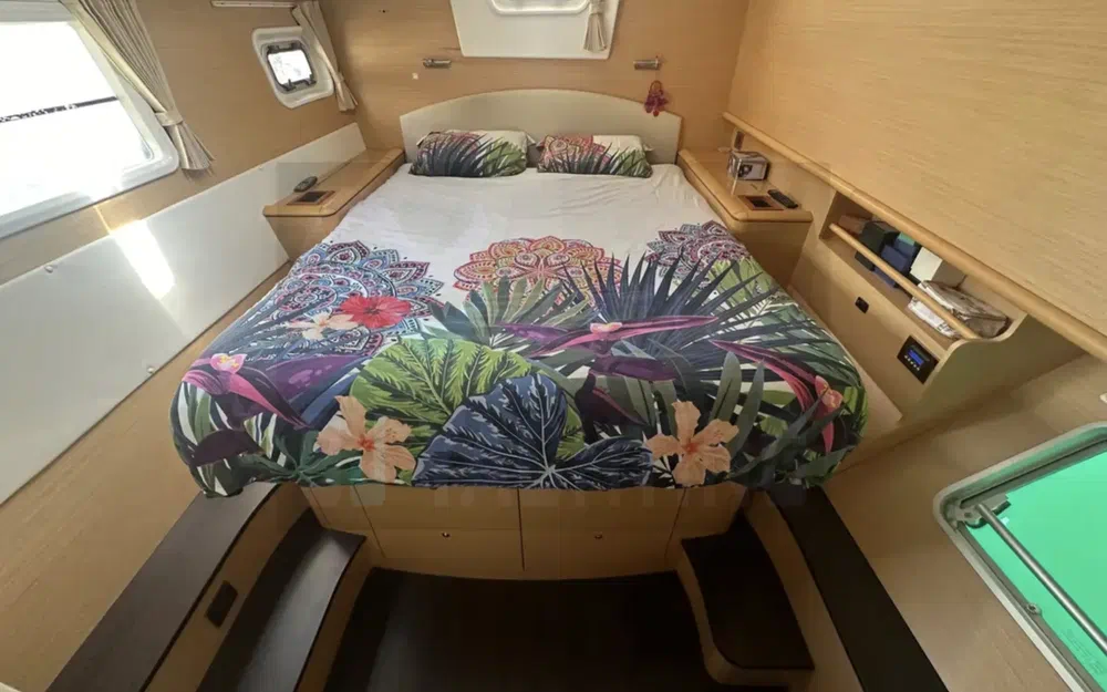 slider 27 Lagoon 500