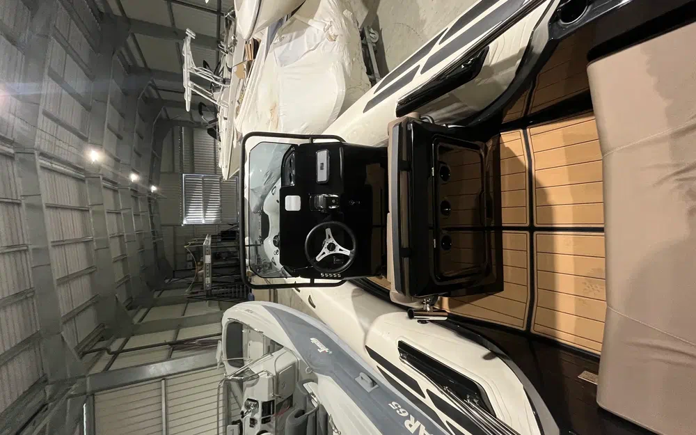 slider 2 Brig EAGLE 6.7 hypalon