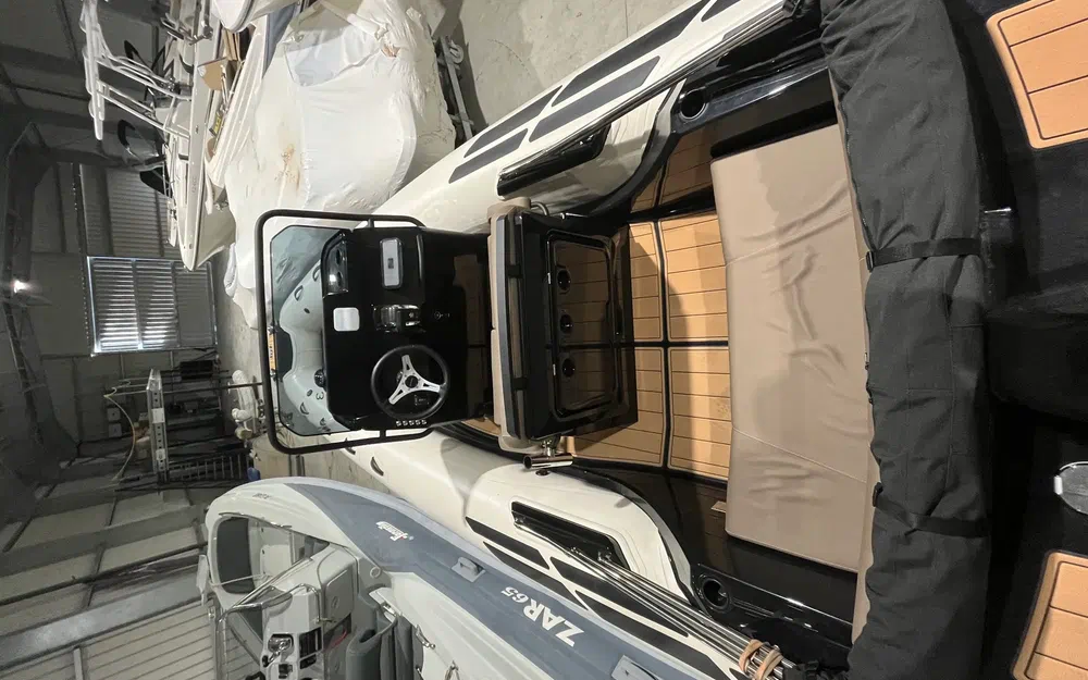 slider 8 Brig EAGLE 6.7 hypalon