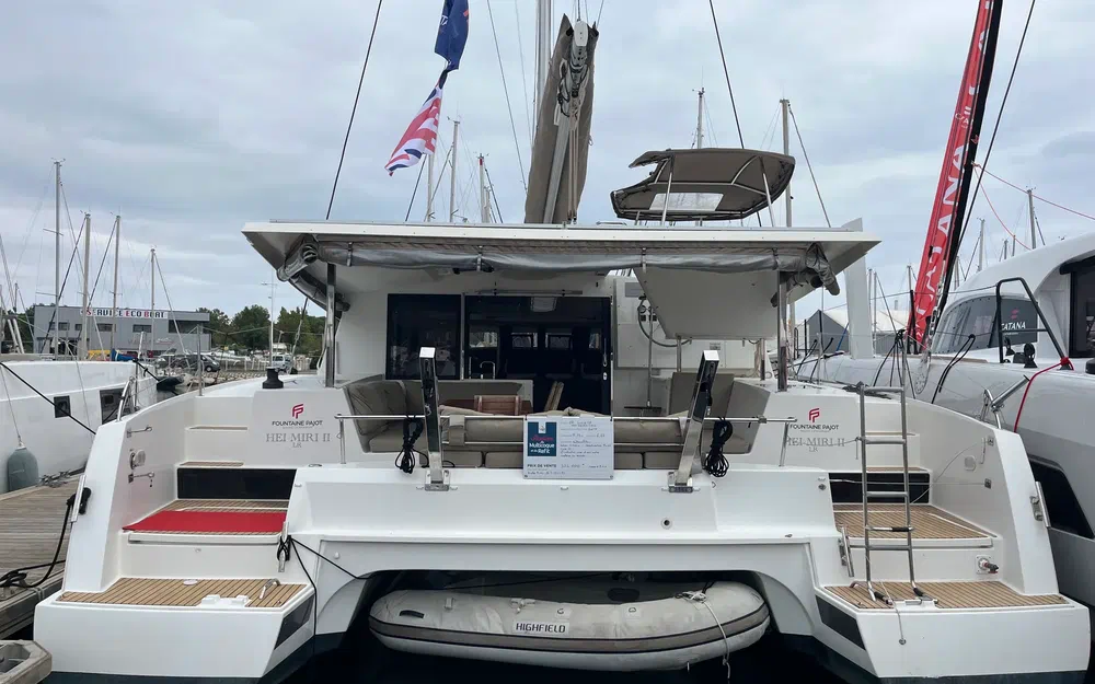 slider 0 Fountaine Pajot Lucia 40