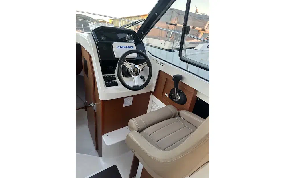 slider 7 Jeanneau Merry Fisher 695 Serie 2