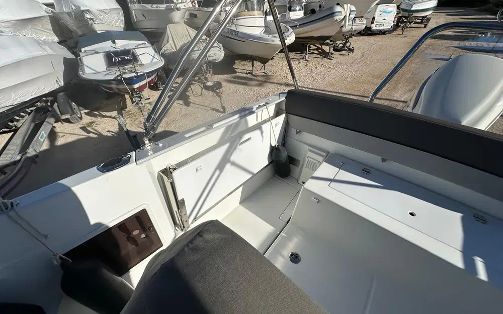 slider 13 Jeanneau CAP CAMARAT 7.5 WA S2