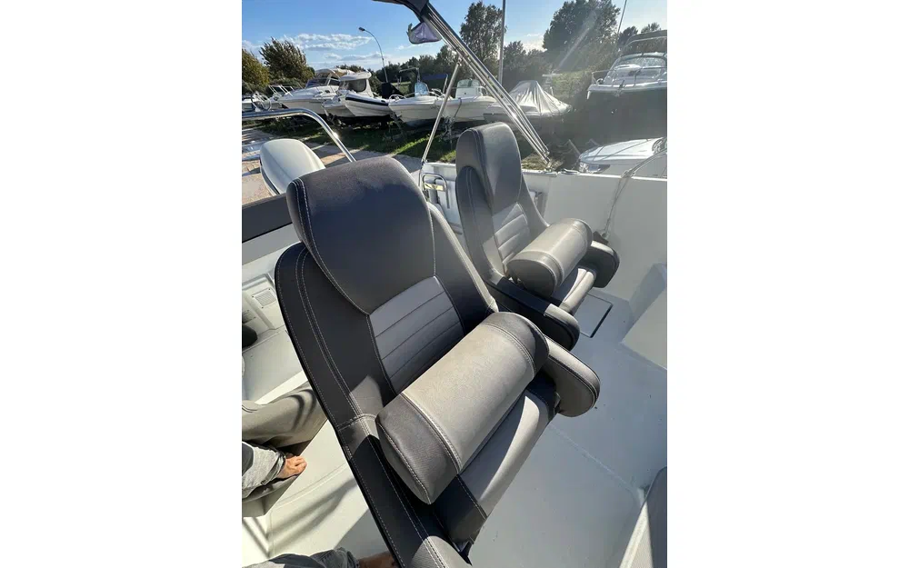 slider 5 Jeanneau CAP CAMARAT 7.5 WA S2