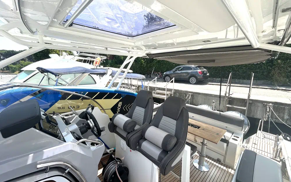 slider 11 Jeanneau Cap Camarat 9.0 WA