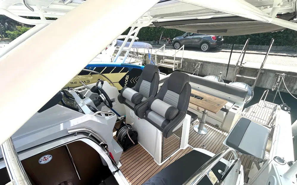 slider 4 Jeanneau Cap Camarat 9.0 WA