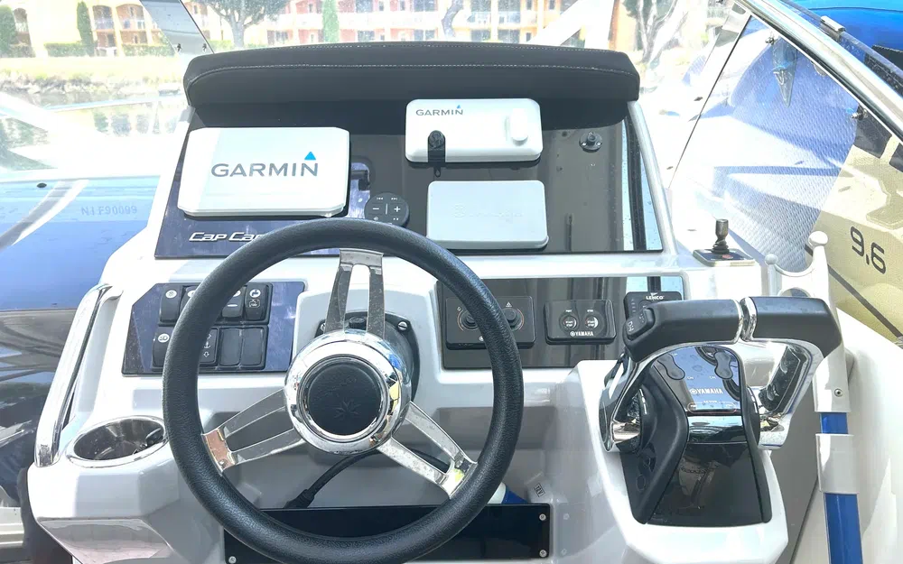 slider 13 Jeanneau Cap Camarat 9.0 WA