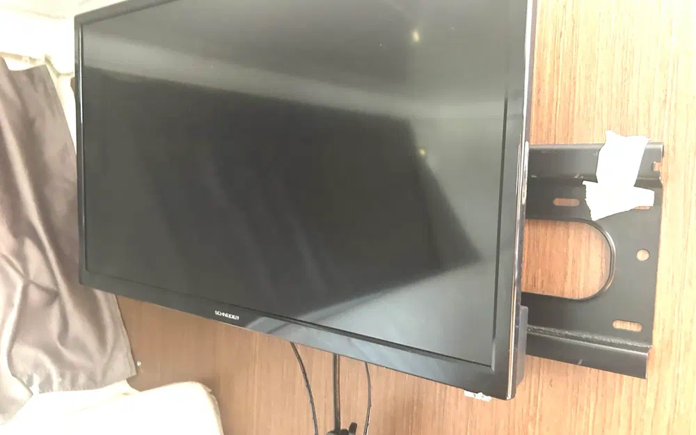 slider 23 Jeanneau Cap Camarat 9.0 WA