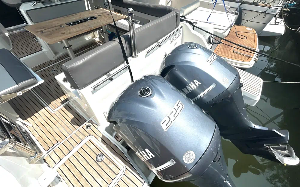 slider 9 Jeanneau Cap Camarat 9.0 WA