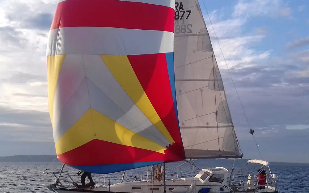 slider 0 Dufour DUFOUR 4800