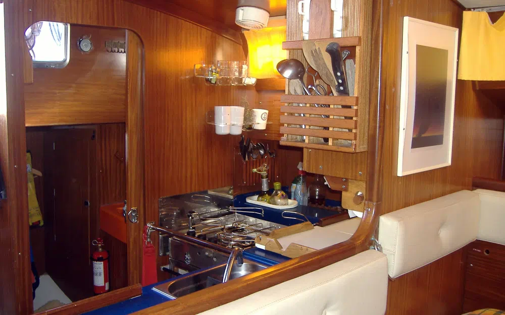 slider 2 Dufour DUFOUR 4800