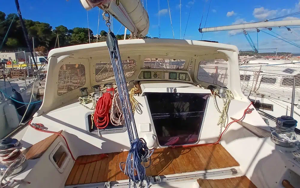 slider 5 Dufour DUFOUR 4800