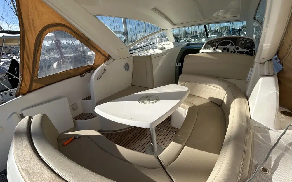 slider 2 Jeanneau Prestige 30