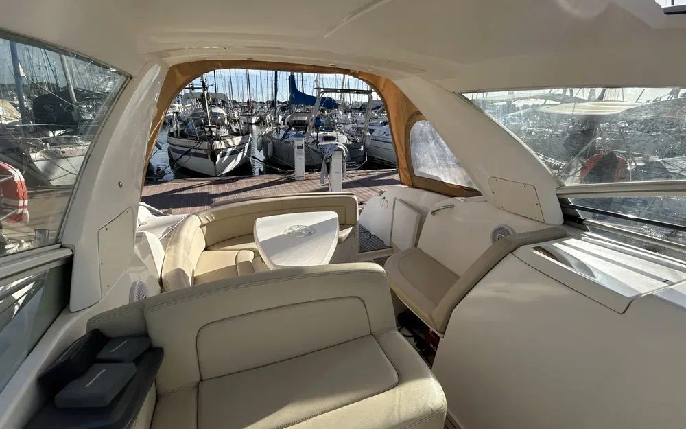 slider 5 Jeanneau Prestige 30