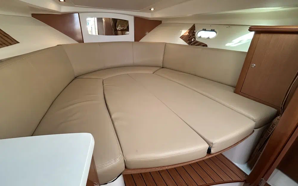 slider 7 Jeanneau Prestige 30