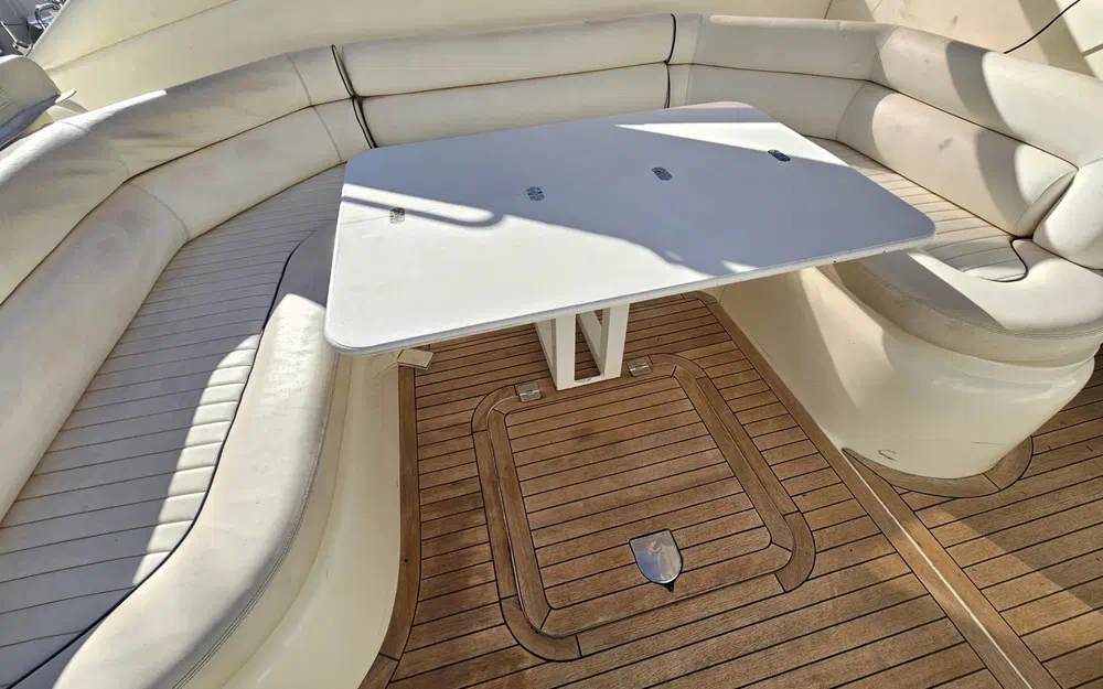 slider 2 Sunseeker Camargue 47