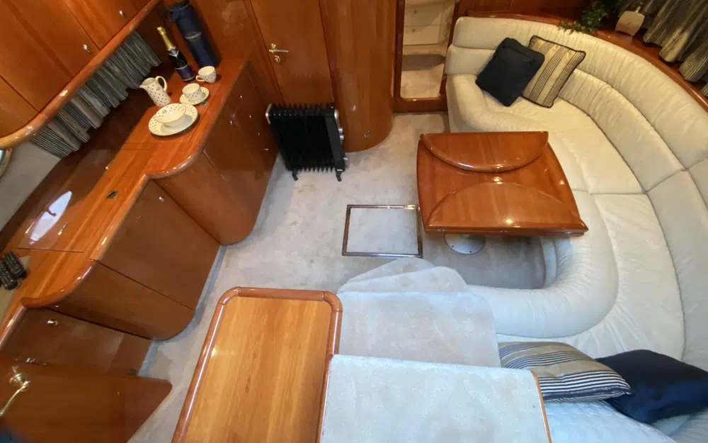 slider 19 Sunseeker Camargue 47
